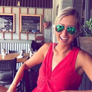 Meet your Posher, Renee